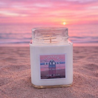 Bougie coulée pot carré CREME SOLAIRE 260g