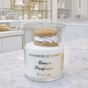 Bougie chantilly macaron 150g PRALINE