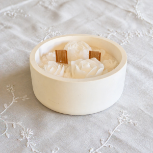 Bougie COUPE FLEURS BLANCHES